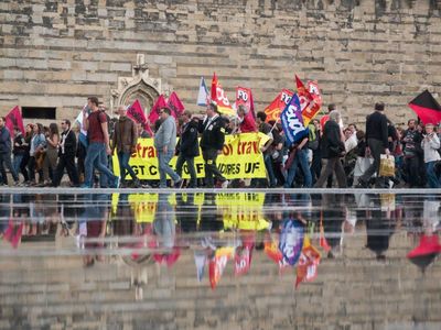 manif 17 mai 12